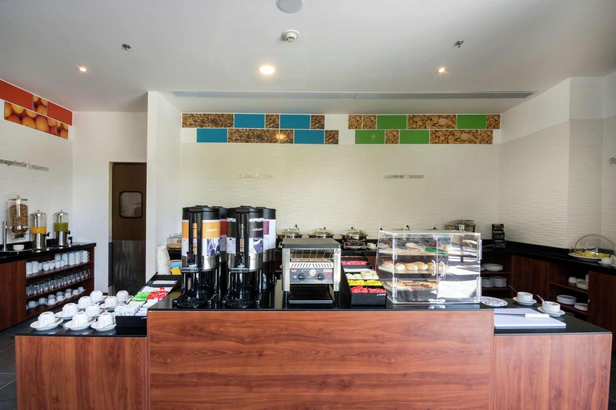 Hampton Inn By Hilton Σαν Λουίς Ποτοσί Εξωτερικό φωτογραφία