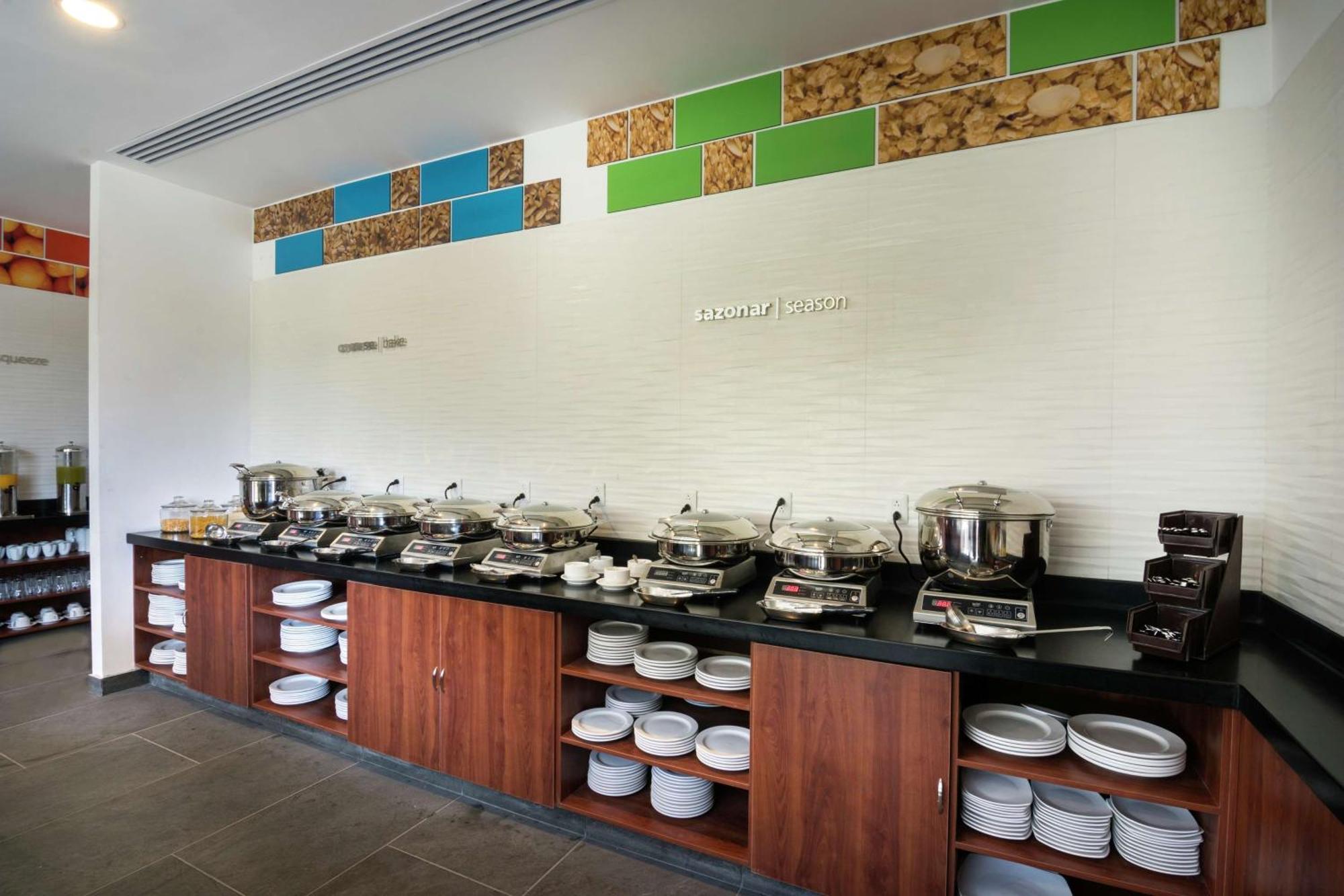 Hampton Inn By Hilton Σαν Λουίς Ποτοσί Εξωτερικό φωτογραφία
